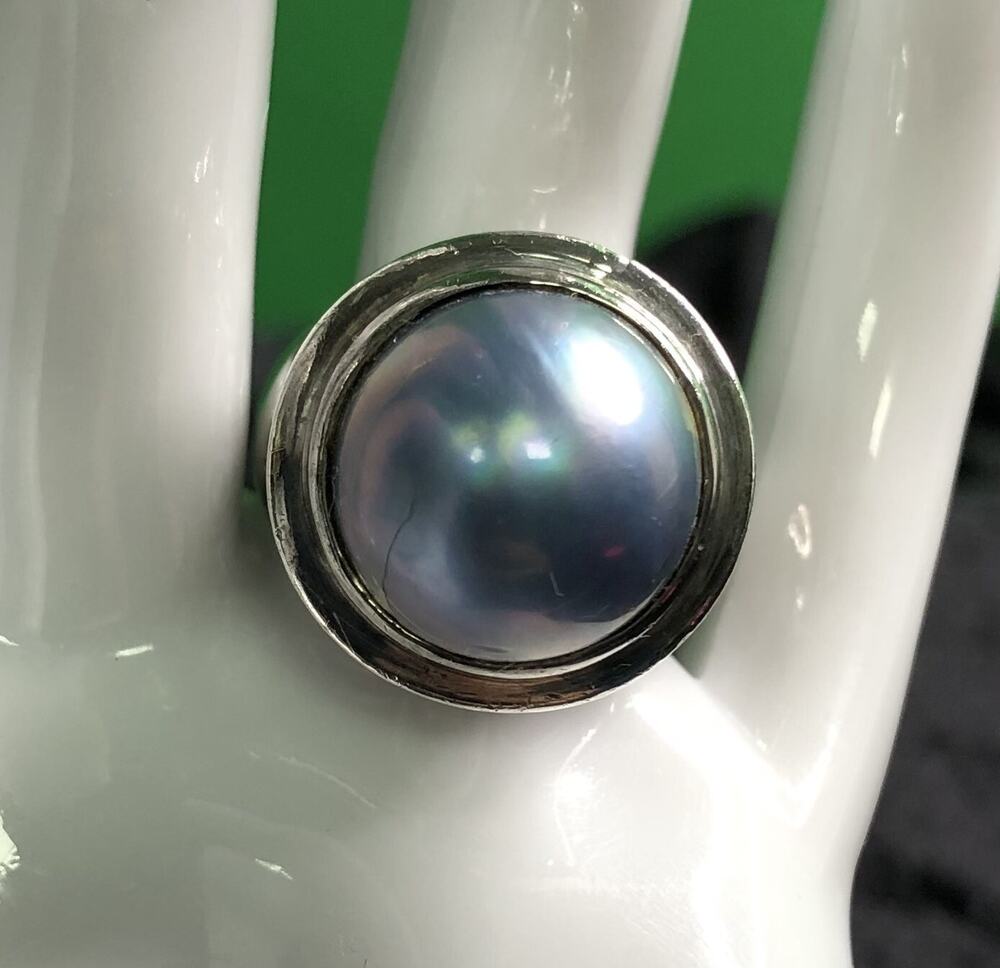 Vintage Blue Mabe Pearl Sterling Silver Cabochon Statement Ring Ornate Shank